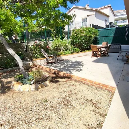 T2 Renove Climatise Avec Jardin, Proche Plage, Parking Securise - Fr-1-316-174