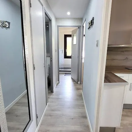 T2 Renove Climatise Avec Jardin, Proche Plage, Parking Securise - Fr-1-316-174 Apartment